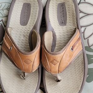 Sperry Top-Sider Outer Banks Flip Flop Thong Sandals - Flat Heel. Size 8M. NWOT